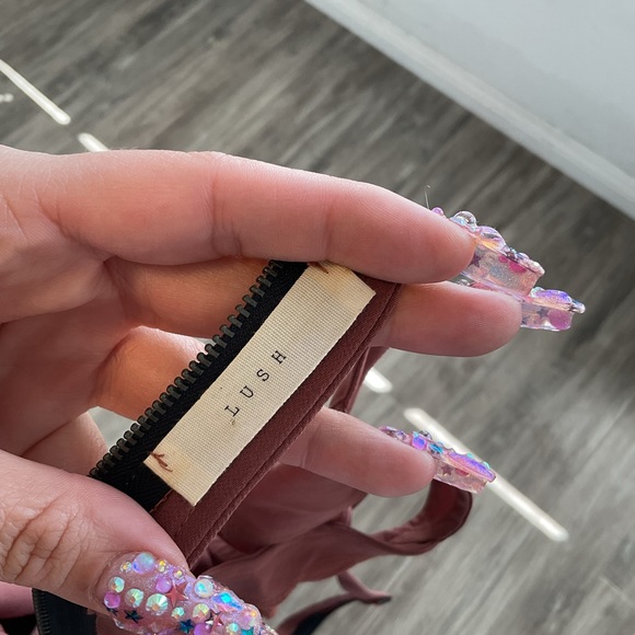 Dress - Picture 9 of 9